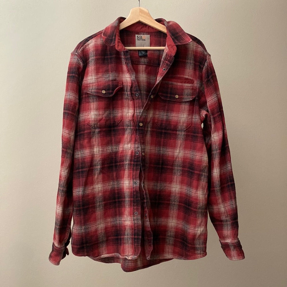 5.11 Tactical Plaid Shacket Shirt Large Camping Gorpcore Hiking Red Black Layer